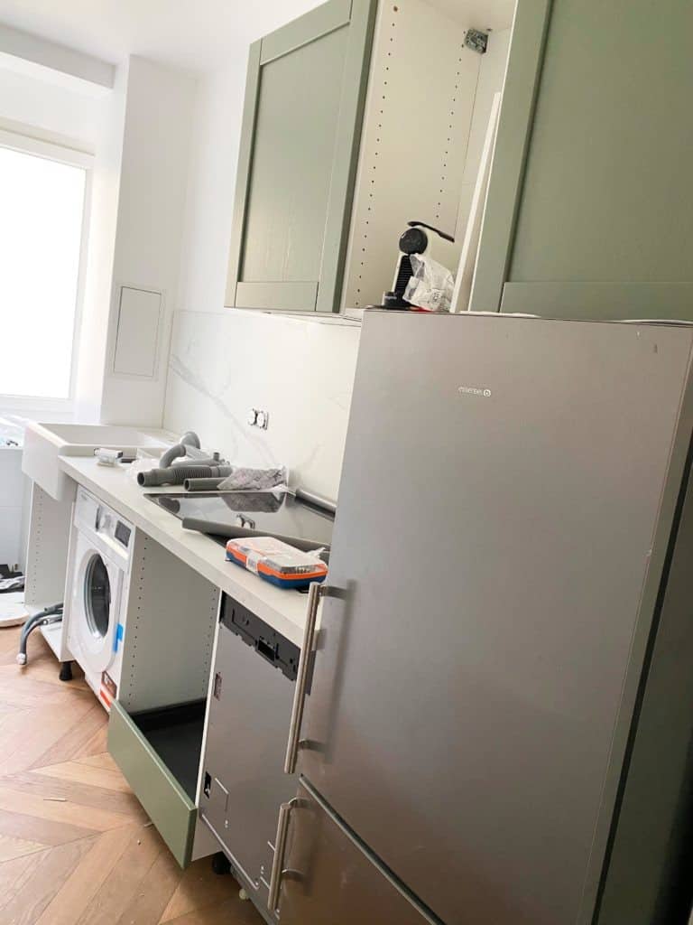 Aménagement cuisine en cours positionnement éléments muraux