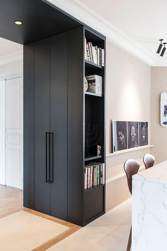 Quand le rangement devient un art - arche noire rangements bois