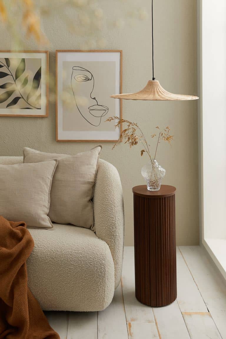 Plafonnier en rotin design aérien