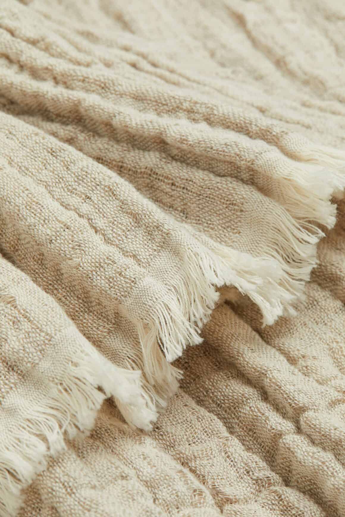 Plaid froissé en lin mélangé