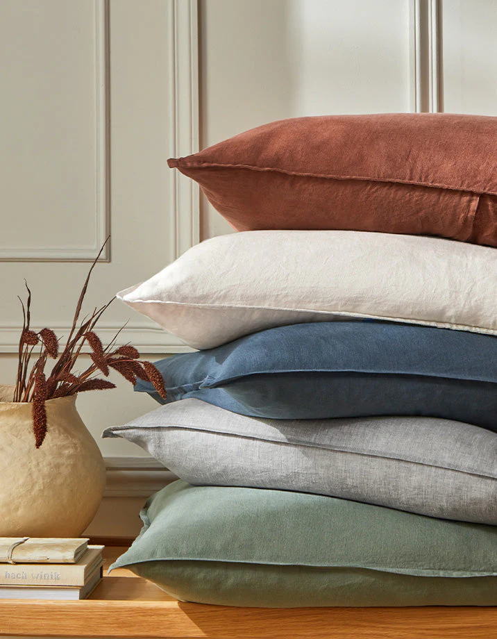 Maxi coussin en lin lavé décoration lit chambre chaleureuse