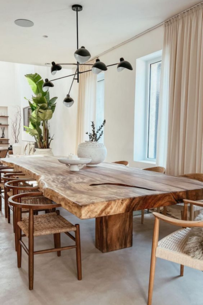 Salle à manger méditerranéenne table bois XXL racine